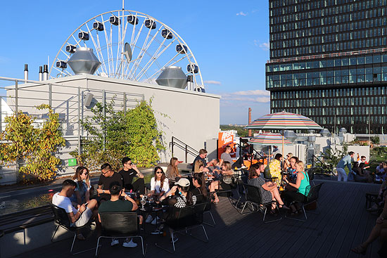 Grapes & Grooves - Rooftop Wein Festival 2019 am 31.05.+01.06.2019 auf der Hoch5 Dachterrasse am Ostbahnhof (©Foto. Martin Schmitz)